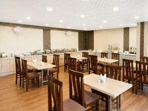 Hotel Royal Gold Palace - Newly Built 4 Star Hotel - Image 2