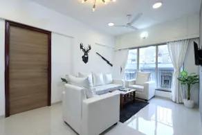 Modern Apartment near Mumbai Airport (2 BHK) - Image 2