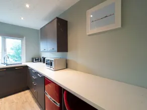 Host & Stay - Westbrook Road - Image 3