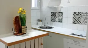 Studio indépendant Chez l'hôte - possibilité parking gratuit - 5 min Métro accès rapide toute la Ville - 15 min Elyamaje - Image 3