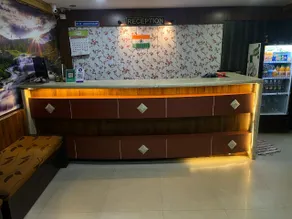 Hotel Royal Park - Image 2