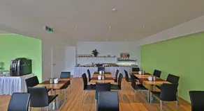 Business & City - Image 2