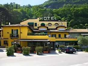 Hotel Baia di Paré - Image 5