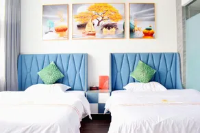 Laihong Express Hotel - Image 2