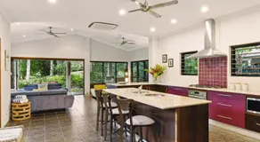 65 Mitre Port Douglas - Villa with golf course views - Image 4