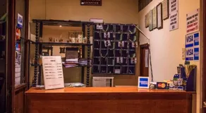 Ebony Hotel - Image 2