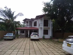 Seven Flowers Hotel - Image 4