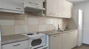 Νέος Πύργος Family Home - Image 2