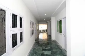 OYO Flagship 23207 Hotel Raj Shree - Image 3