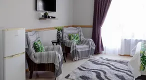 The Palms Overnight Accommodation - Image 3