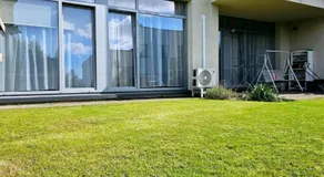 3 rooms 2 beds 1 sofa-bed apartment with garden - Image 4