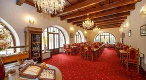 LH Hotel Gold - Image 2