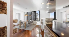 AZ Tower Apartment - Image 4