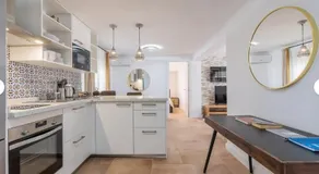 Casa al Andalus - Chic, serene, and Posh Center City Pad - Image 3