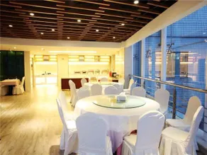 Zhangjiagang City Yahood Selected Hotel - Image 5