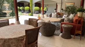 The Courtyard at La Loggia - Image 3