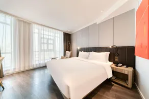 Hanting Premium Hotel Ningbo Tianyi Square - Image 5