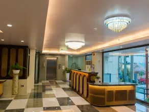 Maxi Hotel and Event Center - Image 5