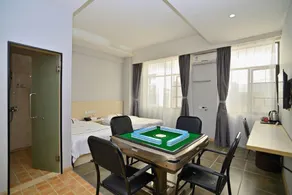 Emerald Luxury Boutique Hotel - Image 5