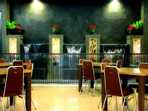 Lotus Hotel Subang - Image 4