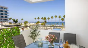 AirBnSea City Centre Side Sea view Apartments - Image 4