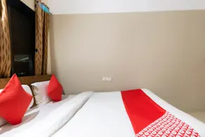 OYO Hotel Kohinoor Garden - Image 3