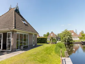 Canal-Side Bungalow Stay - Image 5