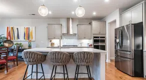 New Charming Surburban Retreat 12 mins to Lakepoint - Image 5