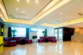 Lavande Hotel Pixian Shudu Wanda Plaza - Image 3