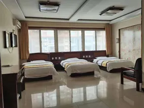 Ming Shi Business Hotel - Image 2