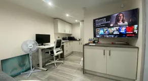 Moore Place - Image 5