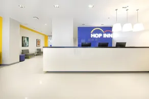 Hop Inn Hotel Iloilo - Image 4