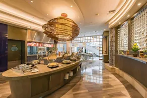 Palace Hotels (Chongqing Nanbin Road Holy Land Hot Spring Branch) 朗丽兹酒店（重庆南滨路圣地温泉店） - Image 2