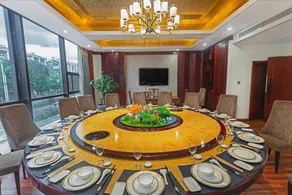 Zhongyi Holiday Hotel - Image 5