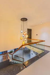 Tangerine Hues | Luxury | Serene | Spacious - Image 4