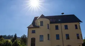 Wurzelrudis Hostel - Image 3
