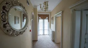 Boutique Tosca Regal - Image 5