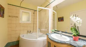 Appartement chic et spacieux pour les familles | Parking WIFI 15m Ramblas à distance de marche - Image 2