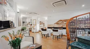 Bi Hotel - Image 4