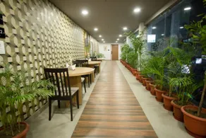 VIPs Hotel Olive - Image 5