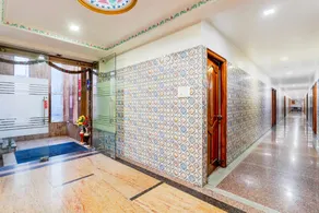 Collection O Arcot Road Porur - Image 4
