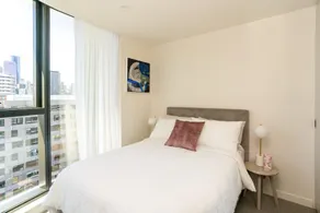 IFSuites Melbourne Village - Image 4