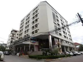 Sriprajuk Mansion - Image 2
