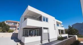 Tomana B - Image 4