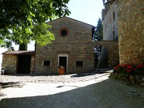 Vintage Castle in Monteriggioni Tuscany near Forest - Image 3