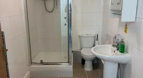 one bedroom apartment - Image 5