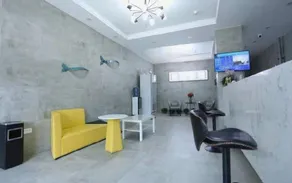 Blue Whale Hotel (Oriental Plaza Guanghua College Branch) - Image 5