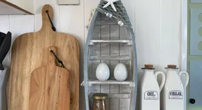 Entire Cozy Chalet in Bideford Bay Holiday Park - Image 3