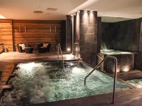 4 SPA Hotel - Image 5