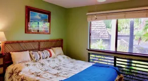 Unit 26 King Bed and Ocean View - Image 2